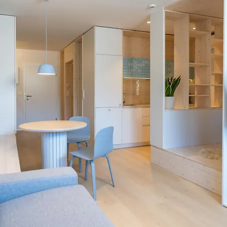 Td Apartment *